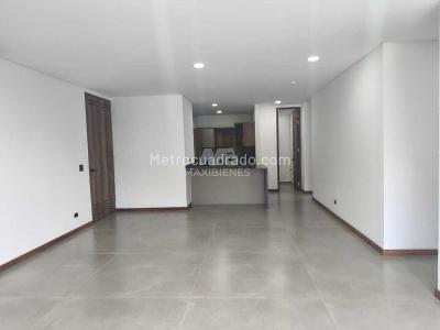 Apartamento de 3 alcobas en venta en Las Palmas, Medellín, 135 m² · foto 4 de 13