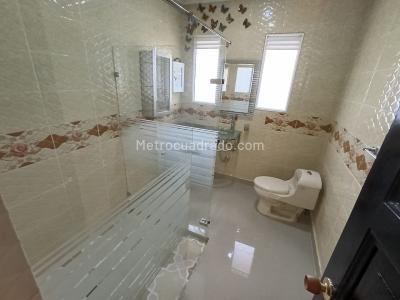 Casa de 3 alcobas en arriendo en Bombona, Medellín · foto 15 de 20