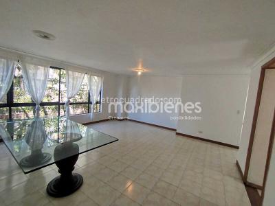 Apartamento de 3 alcobas en arriendo en La Inferior, Medellín, 126 m² · foto 2 de 15