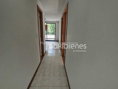 Apartamento de 3 alcobas en arriendo en La Inferior, Medellín, 126 m² · foto 5 de 15