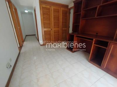 Apartamento de 3 alcobas en arriendo en La Inferior, Medellín, 126 m² · foto 10 de 15