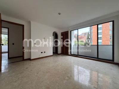 Apartamento de 3 alcobas en arriendo en Castropol, Medellín, 130 m² · foto 8 de 16