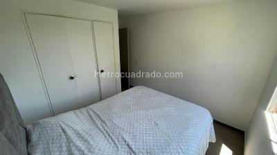 Apartamento de 2 alcobas en arriendo en San Julian, Medellín, 75 m² · foto 11 de 14