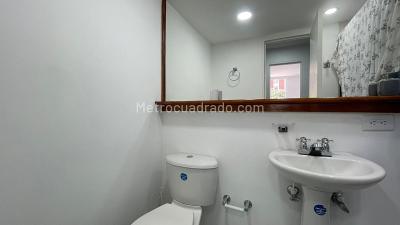 Apartamento de 2 alcobas en arriendo en San Julian, Medellín, 75 m² · foto 14 de 14