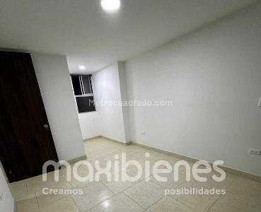 Apartamento de 3 alcobas en venta en Cabañas, Bello, 110 m² · foto 3 de 10