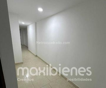 Apartamento de 3 alcobas en venta en Cabañas, Bello, 110 m² · foto 5 de 10