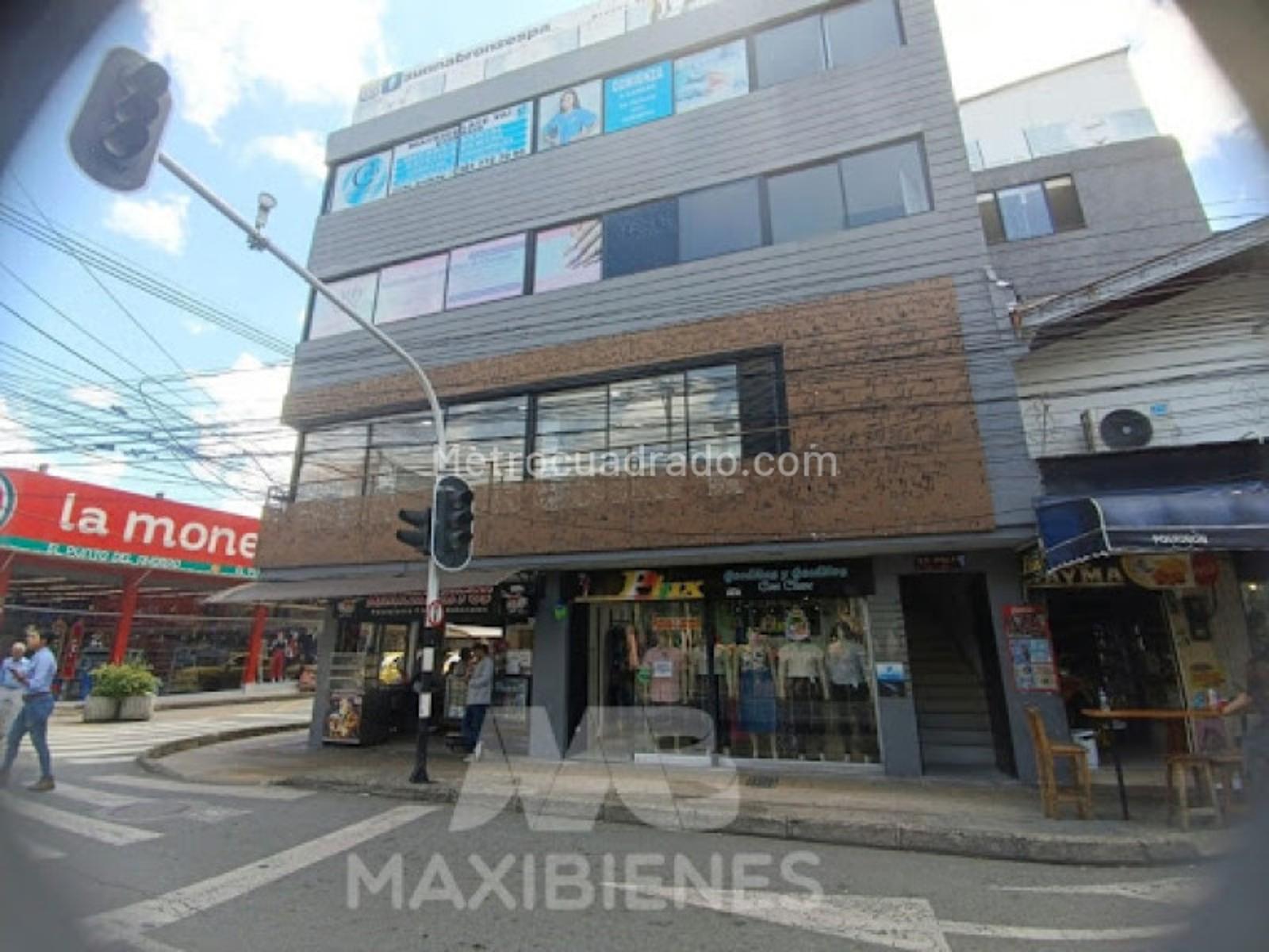 Oficina en Arriendo, Prado, Bello - Más