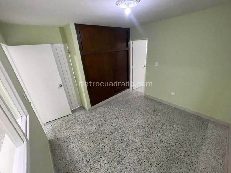 Cozy 5BR House in La America - 7