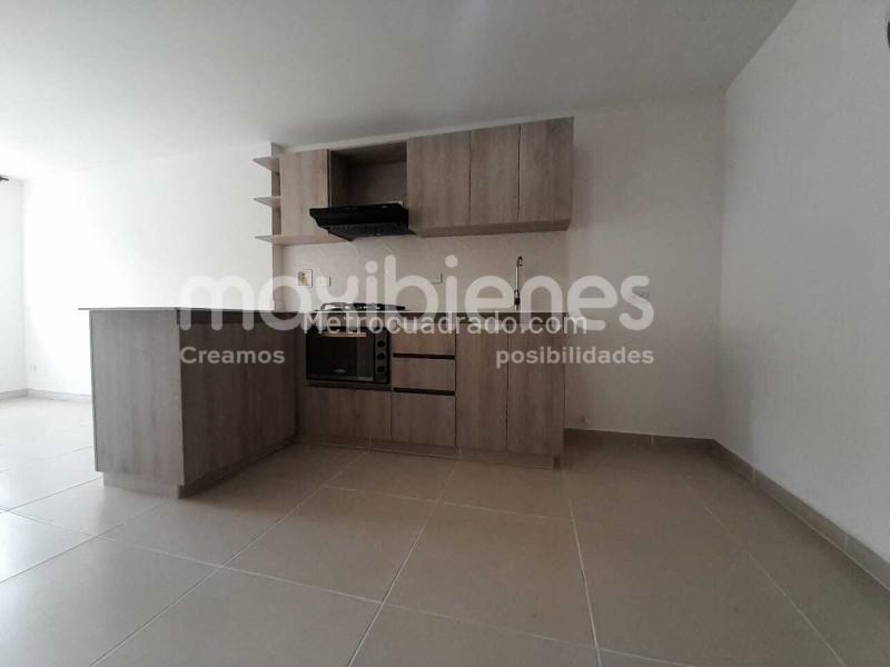 2BR Apartment in El PobladoûSan Diego with Parking and Balcony