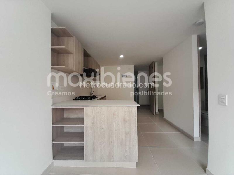 Apartamento de 2 Alcobas en El Poblado-San Diego con Parqueadero y Balcón - 6