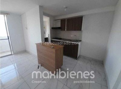 Apartamento de 3 alcobas en venta en Madera, Bello, 62 m² · foto 2 de 12