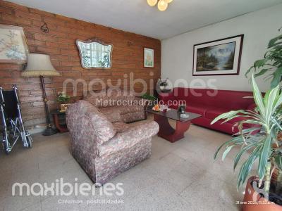Casa de 4 alcobas en venta en El Nogal, Medellín, 209 m² · foto 2 de 19