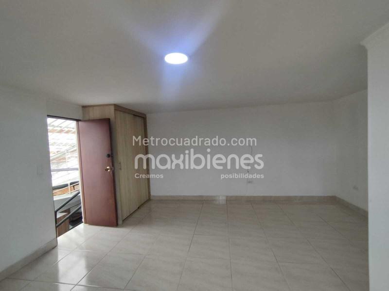 Casa Funcional de 5 Alcobas en Belen Los Alpes - 4