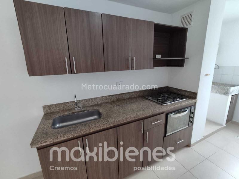 Spacious 3BR Apartment in San Antonio De Prado - 4