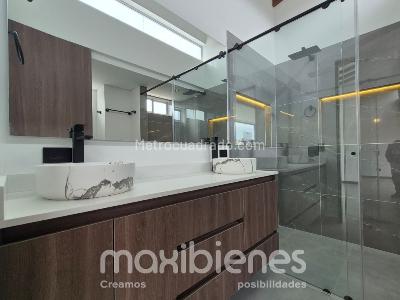 Casa de 4 alcobas en venta en Rionegro, Rionegro, 170 m² · foto 2 de 20