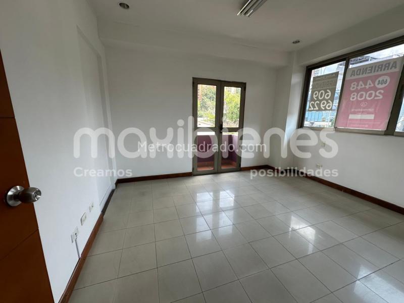 Commercial House for Rent in El Poblado (Santa María de los Ángeles) - 2