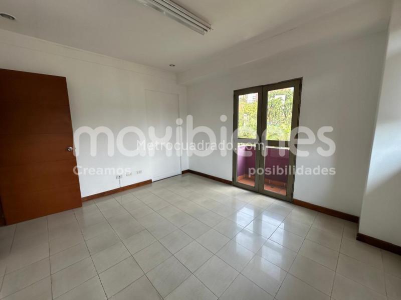 Commercial House for Rent in El Poblado (Santa María de los Ángeles) - 3