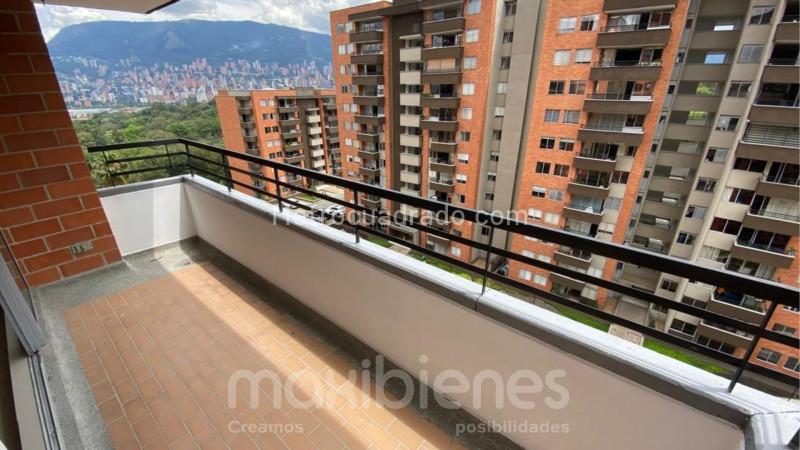 Modern 3BR Apartment with Amenities in Belen La Mota - 6