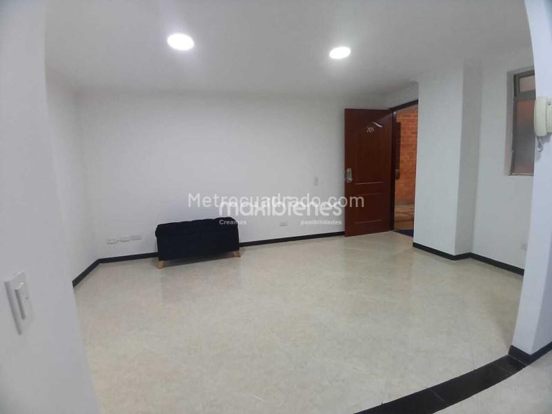 Amplio Apartamento de 3 Alcobas en Belen Miravalle - 3