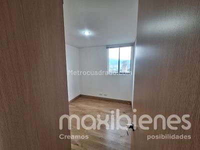 Apartamento de 3 alcobas en venta en Santa Catalina, Itagüí, 66 m² · foto 12 de 16