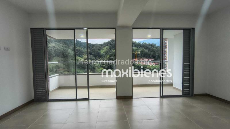 Apartamento en Arriendo, Tres Esquinas, Sabaneta - 2