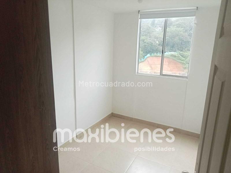 Acogedor Apartamento en Arriendo 3 Alcobas en Machado (Bello/Copacabana) - 3