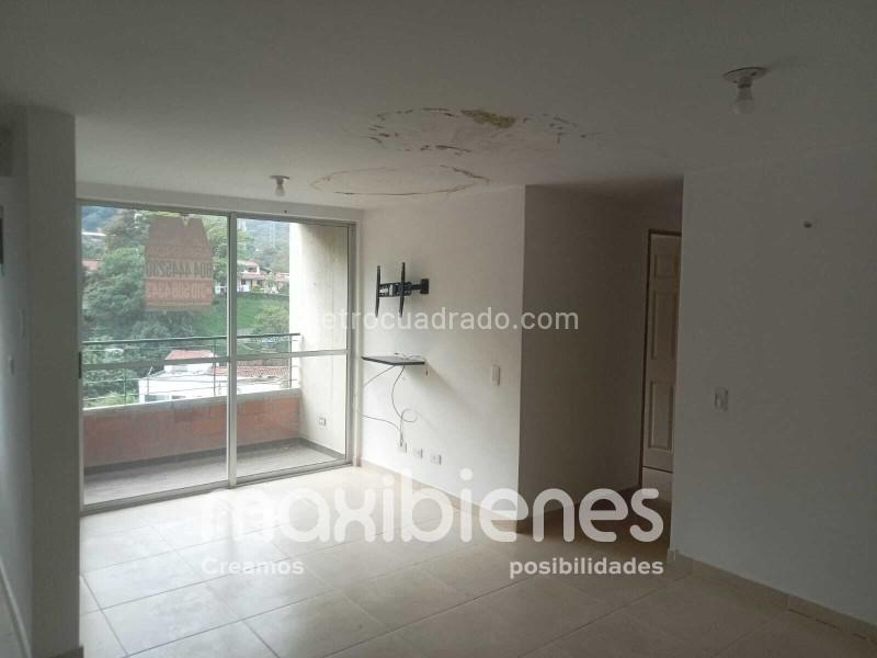 Acogedor Apartamento en Arriendo 3 Alcobas en Machado (Bello/Copacabana) - 8