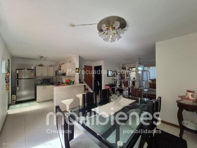 Casa de 3 alcobas en venta en Rionegro, Rionegro, 138 m² · foto 3 de 20