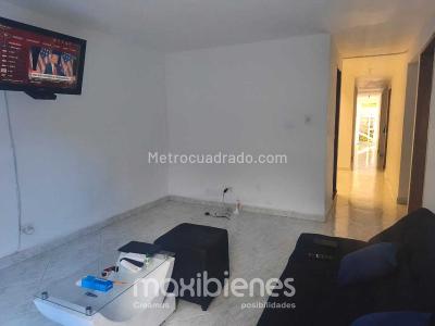 Casa de 4 alcobas en venta en San Javier, Medellín, 97 m² · foto 2 de 11