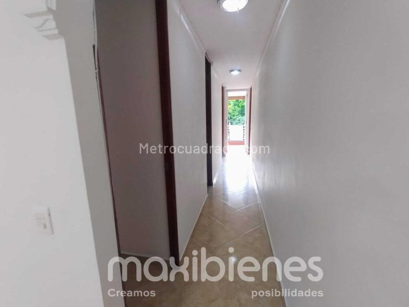 Beautiful 3BR Apartment in Pilarica - 8