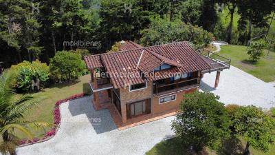 Casa en arriendo en Vereda Ojo De Agua, Rionegro · foto 10 de 17