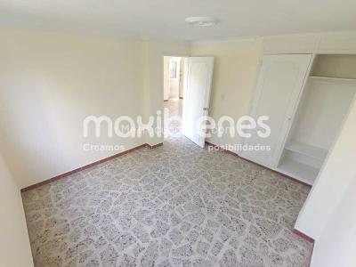 Apartamento en venta en Los Colores, Medellín · foto 4 de 17