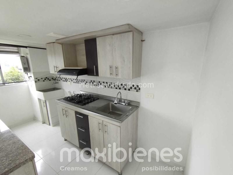 3BR Apartment in Robledo Pilarica with Pool & Gym - 2