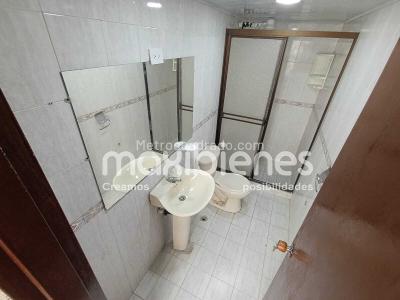 Casa de 4 alcobas en venta en Calasanz, Medellín, 200 m² · foto 9 de 9