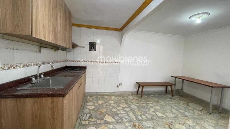 Casa Funcional de 4 Alcobas en Santa Fe - 2