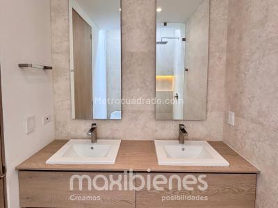 Casa de 5 alcobas en venta en Barro Blanco, Rionegro, 253 m² · foto 7 de 20