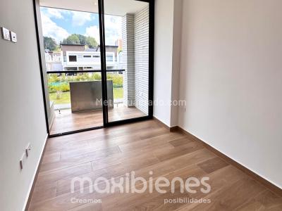 Casa de 5 alcobas en venta en Barro Blanco, Rionegro, 253 m² · foto 12 de 20