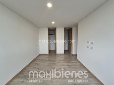 Apartamento de 2 alcobas en venta en San Antonio, Rionegro, 65 m² · foto 2 de 19
