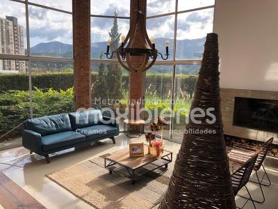 Casa de 4 alcobas en venta en El Carmelo, Sabaneta, 458 m² · foto 4 de 10