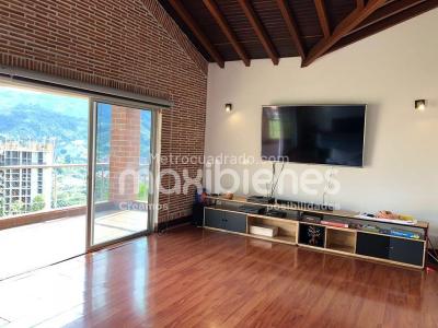 Casa de 4 alcobas en venta en El Carmelo, Sabaneta, 458 m² · foto 8 de 10