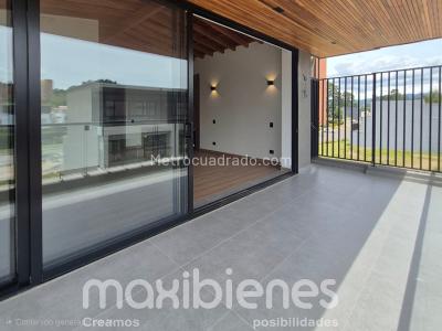 Casa de 5 alcobas en venta en Barro Blanco, Rionegro, 253 m² · foto 19 de 20