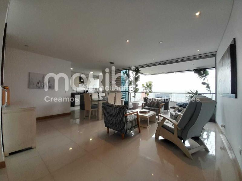 Apartamento amplio de 4 Alcobas en Las Florida, El Poblado - 8