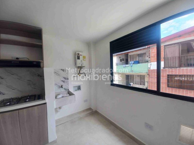 Functional 2BR Apartment in Belen Altavista - 5