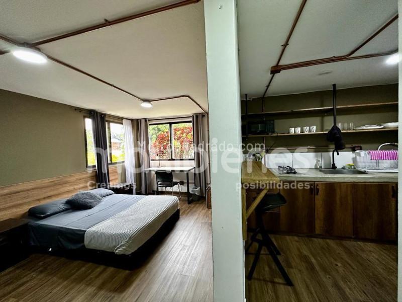 Apartamento Versátil de 5 Alcobas en Aguacatala - 4