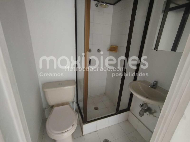 Apartamento de 2 Alcobas con Parqueadero en Las Palmas, El Poblado - 3