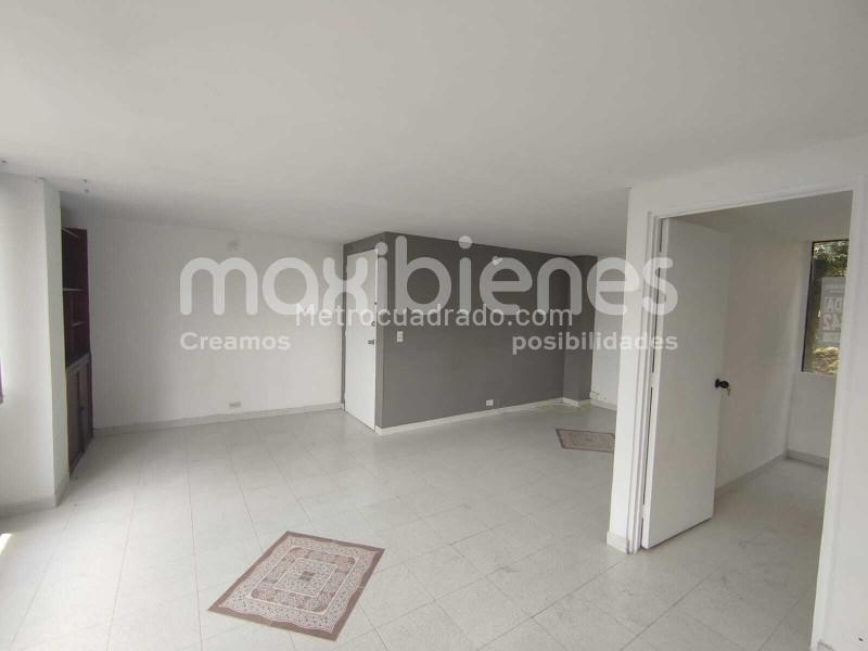 Apartamento de 2 Alcobas con Parqueadero en Las Palmas, El Poblado - 6