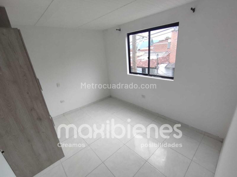 Beautiful 2BR Apartment in Pajarito - 2