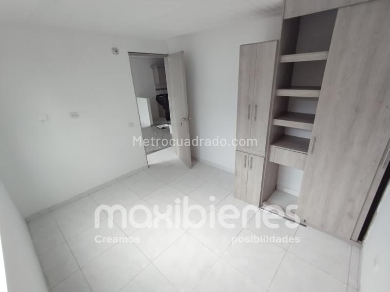 Beautiful 2BR Apartment in Pajarito - 8