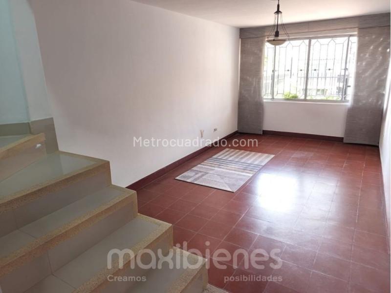 Functional 3BR House in Belen Las Violetas - 6