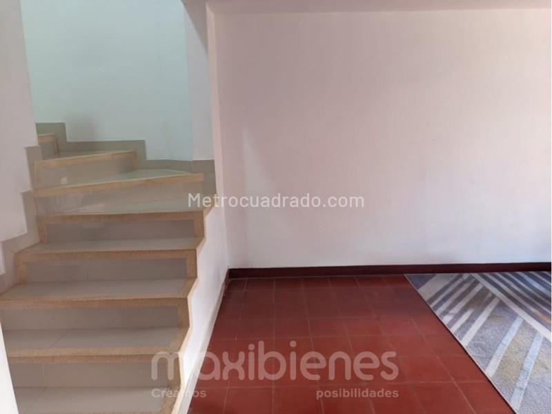 Functional 3BR House in Belen Las Violetas - 4